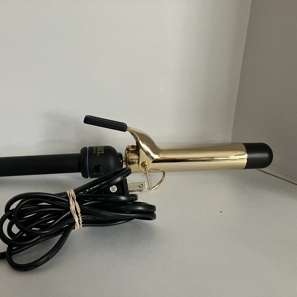 Hot Tools Professional Gold 1 1/4th Curling Iron Model 1110.
